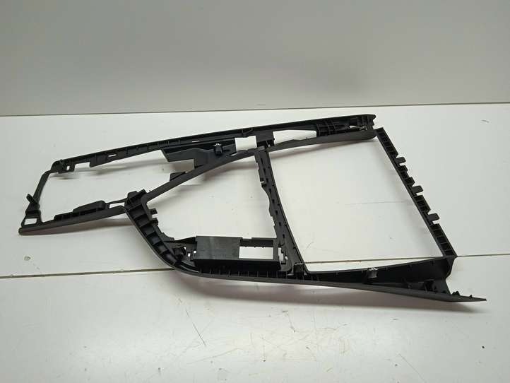 BMW 1 F20 F21 (2011 - 2019)  51169207313 Другая центральная деталь консоли (туннеля)