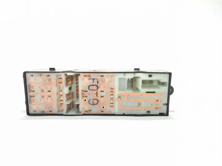 Subaru Forester SH (2008 - 2013) Кнопка стеклоподъемников — фото 1