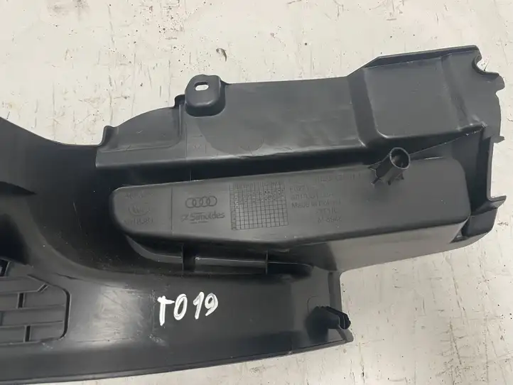 Audi Q3 F3 (2018 - ) 83A853036 Внутренняя отделка заднего порога — фото 5