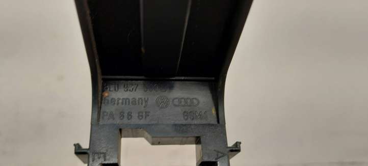 Audi A4 (2000 - 2006)  8E0937503B Блок монтирования реле