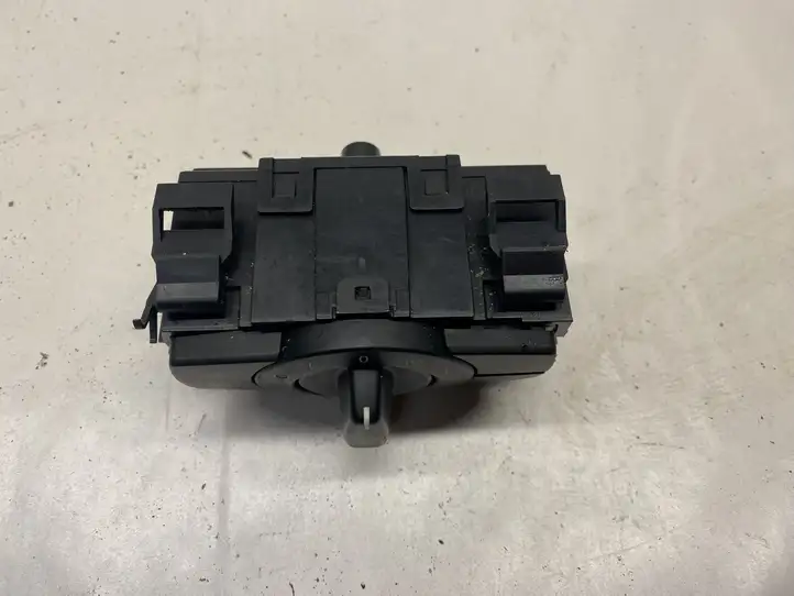BMW 3 E92 E93 (2005 - 2014) 6938865 Включатель фонарей — фото 10