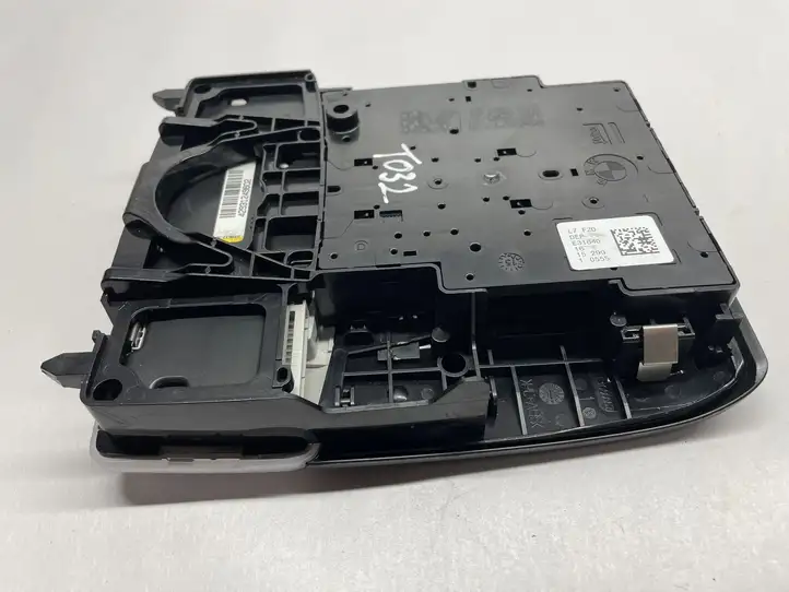BMW 3 F30 F35 F31 (2012 - 2018) 9312496 Передняя подсветка — фото 8