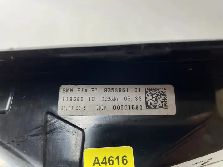BMW 3 F30 F35 F31 (2012 - 2018) 9358961 Выдвижной дисплей — фото 7