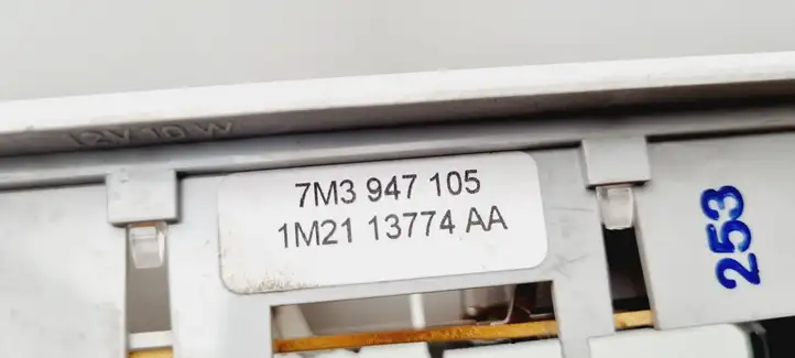 Seat Alhambra (Mk1) (2000 - 2010) 7M0947105C Передняя подсветка — фото 6