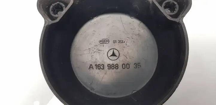 Mercedes-Benz ML W163 (1997 - 2005) A1639880035 Прочие детали салона — фото 3