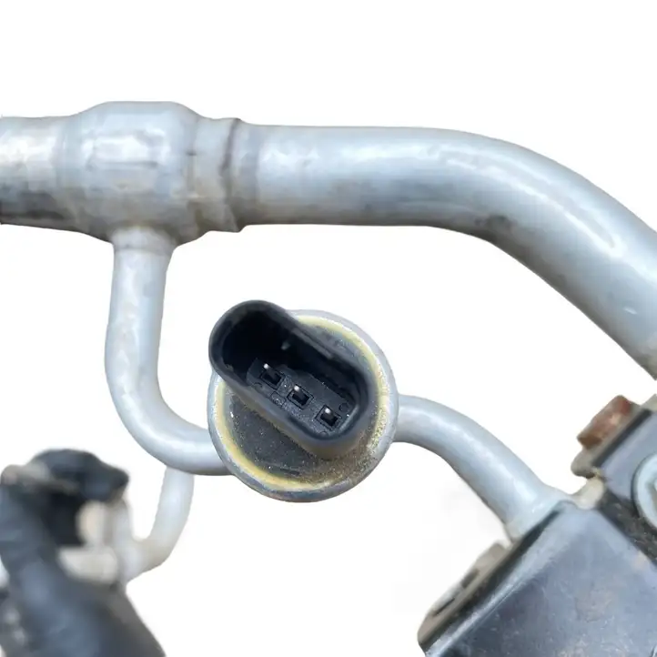 Chrysler 300C (2011 - 2014) 68158886AB Трубки и шланги кондиционера — фото 5