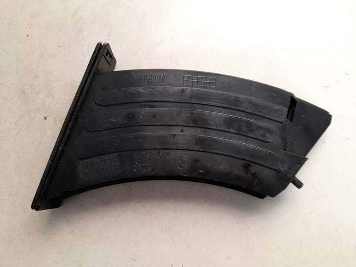 BMW 5 E60 E61 (2004 - 2010)  5145706310404 Передний держатель чашки