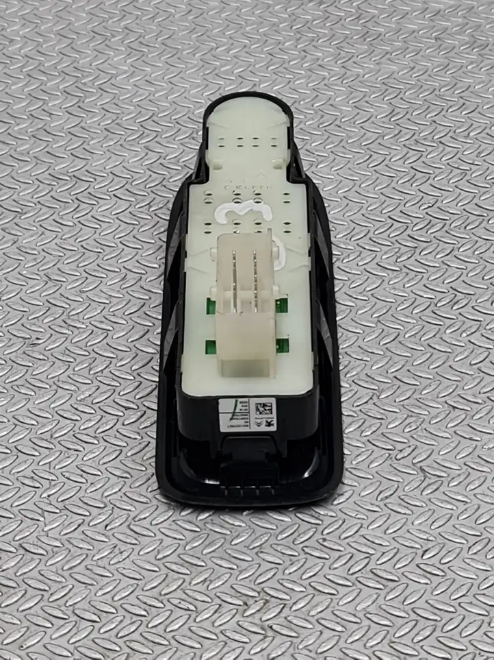 Citroen C3 (2009 - 2013) 529076433 Кнопка стеклоподъемников — фото 4