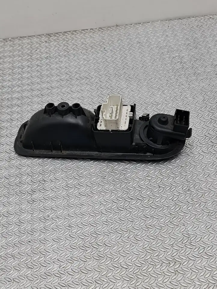 Renault Clio III (2005 - 2012) 8200441113C Кнопка стеклоподъемников — фото 5