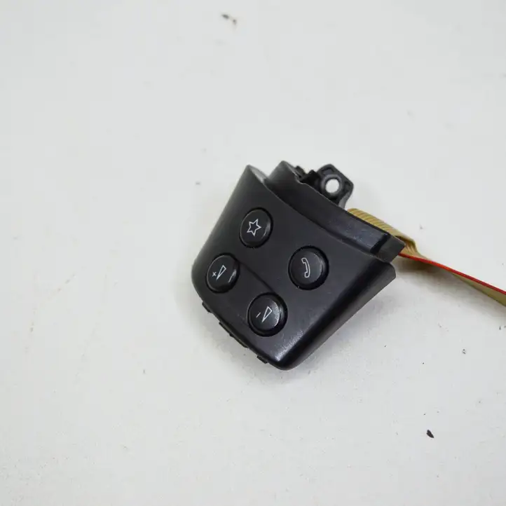 Volkswagen Tiguan (2007 - 2011) 1K0959542B Кнопки на рулевом колесе — фото 2