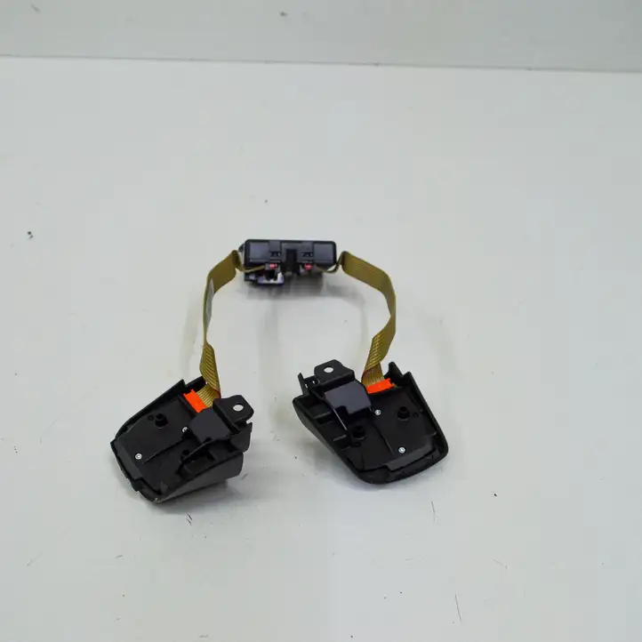 Volkswagen Tiguan (2007 - 2011) 1K0959542B Кнопки на рулевом колесе — фото 5