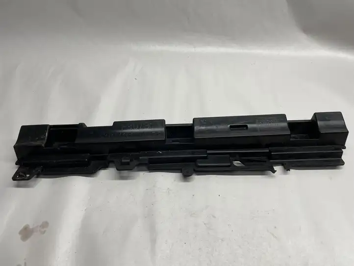 BMW 3 F30 F35 F31 (2012 - 2018) 7256915 Другая часть кузова — фото 1