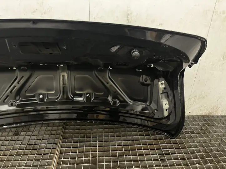 BMW 3 F30 F35 F31 (2012 - 2018) 41007288757 Крышка багажника — фото 4