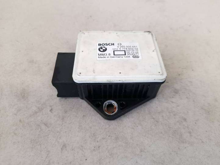 BMW 5 E60 E61 (2004 - 2010)  677460202 Датчик ESP (системы стабильности) (датчик курсовой устойчивости))