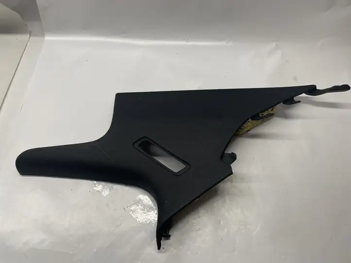 Mercedes-Benz C W204 (2007 - 2014) A2046900625 Верхняя обшивка стойки B — фото 1