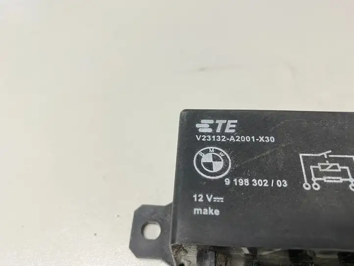 BMW 2 F22 F23 (2013 - 2017) 9198302 Реле стартера — фото 7