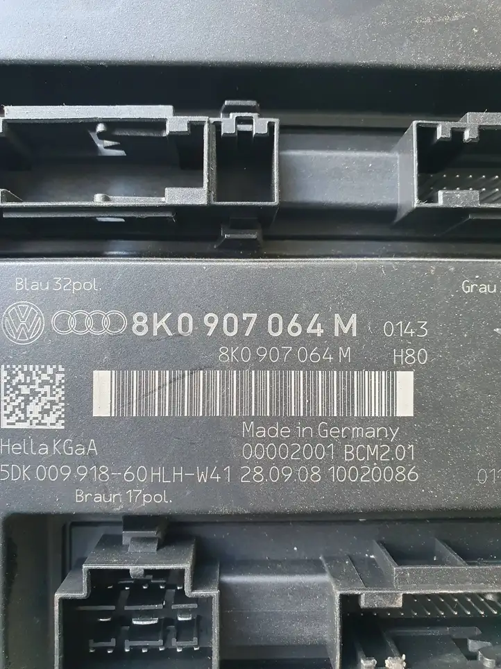 Audi A4 S4 B8 8K (2007 - 2011) 8K0907064M Модуль комфорта — фото 3