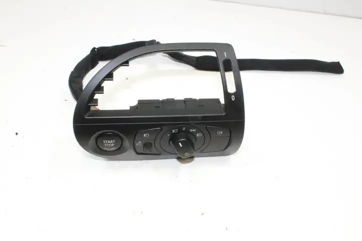 BMW 6 E63 E64 (2002 - 2010) 6949304 Включатель фонарей — фото 1