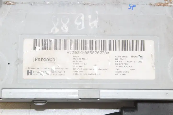 Jaguar XF X250 (2007 - 2015) 8X2314D212AA Блок Hi-Fi аудиосистемы — фото 2
