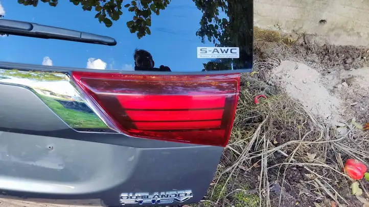 Mitsubishi Outlander (2018 - 2021) Крышка багажника — фото 6