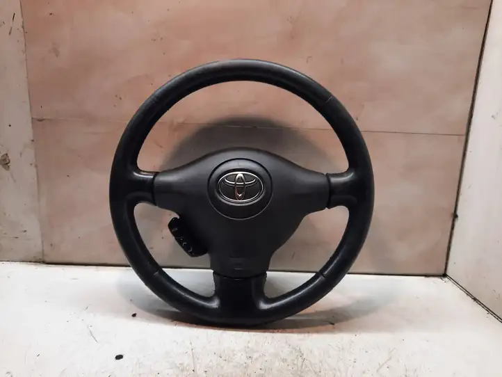 Toyota Yaris (2003 - 2005) Руль — фото 1