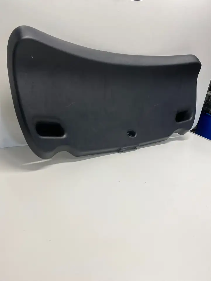 Tesla Model 3 (2017 - 2023) 109045500H Крышка — фото 4