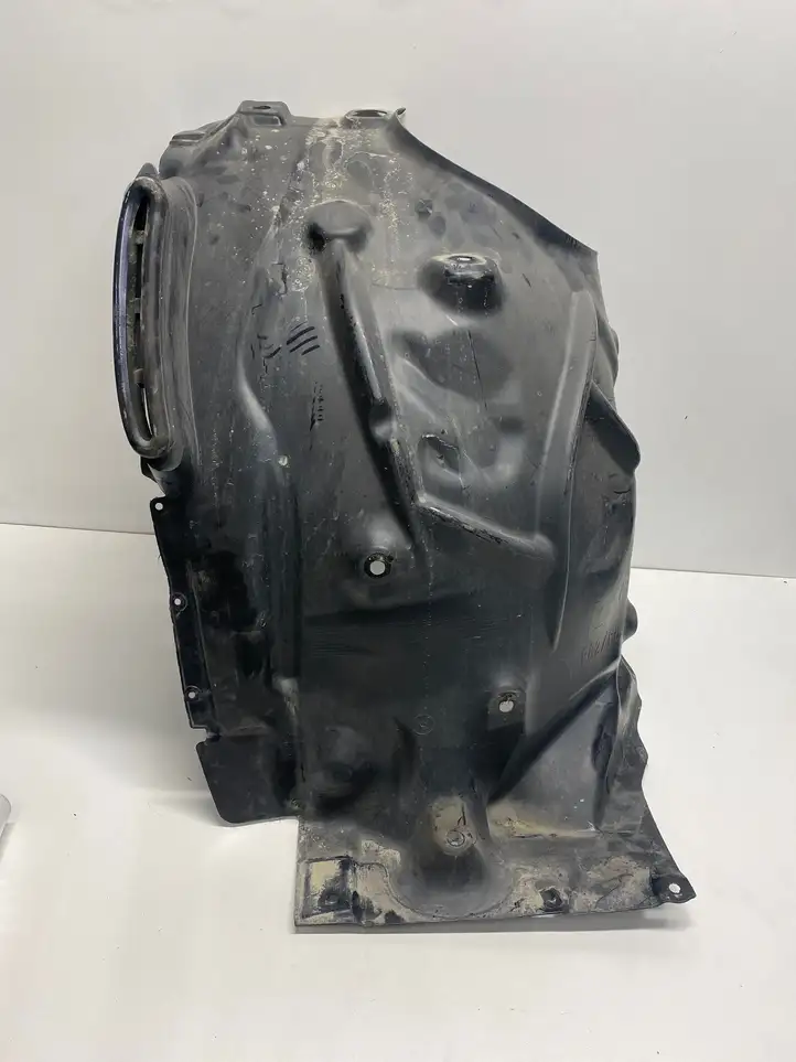 BMW M4 F82 F83 (2014 - 2020) 8056409 Подкрылок колесной арки — фото 1