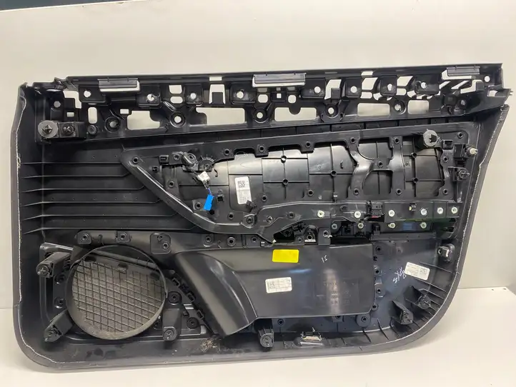 Tesla Model 3 (2017 - 2023) 107718444C Обшивка передней двери — фото 3