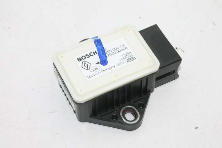 Nissan Qashqai (2010 - 2013)  0265005757 Датчик ESP (системы стабильности) (датчик курсовой устойчивости))
