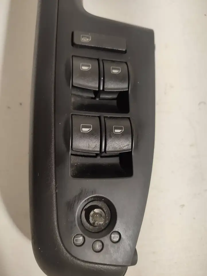Audi A4 S4 B6 8E 8H (2000 - 2006) 8z0959851 Кнопка стеклоподъемников — фото 5