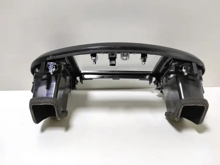 Nissan Juke I F15 (2010 - 2018) 687501KE0A Центральный воздушный дефлектор — фото 4