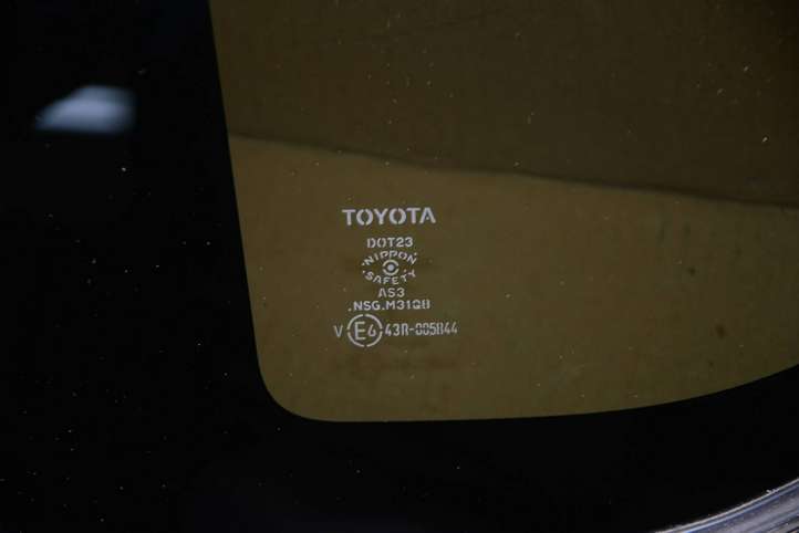 Toyota RAV 4 (XA40) (2012 - 2018)  6272042350 Заднее боковое стекло кузова