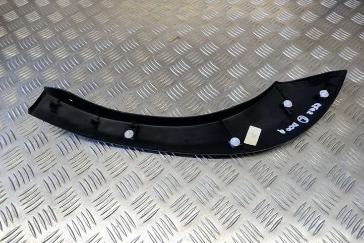 Toyota Yaris Cross (2020 - )  750880D010  Отделка дверей (молдинги) задней двери