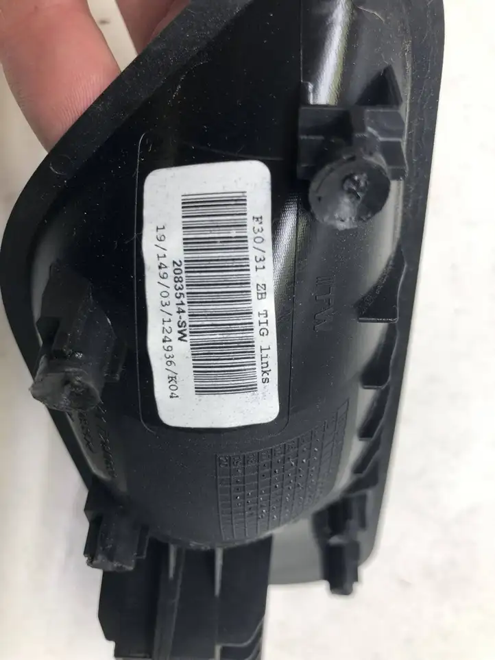 BMW 3 F30 F35 F31 (2012 - 2018) 56085711 Прочие детали салона — фото 4