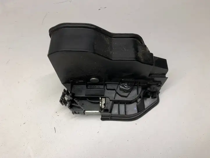 BMW 3 F30 F35 F31 (2012 - 2018) 7202147 Замок задней двери — фото 5