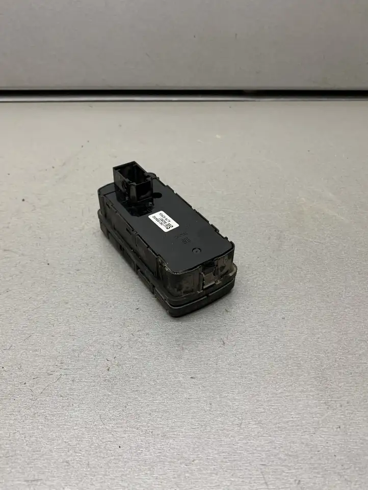 Opel Vectra C (2005 - 2009) 09185952 Блок кнопок стеклоподъемников — фото 4