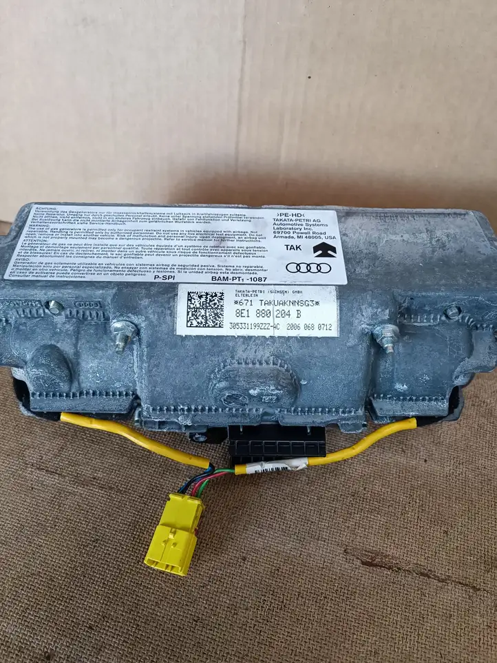 Audi A4 S4 B7 8E 8H (2004 - 2009) 8E1880204 Подушка безопасности пассажира — фото 4
