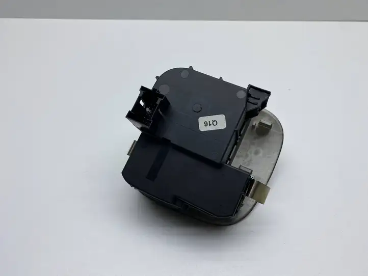 Mercedes-Benz C W203 (2000 - 2007) A2035450904 Включатель фонарей — фото 3