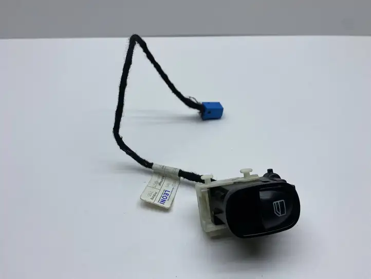 Mercedes-Benz C W203 (2000 - 2007) A2038200210 Блок кнопок стеклоподъемников — фото 1