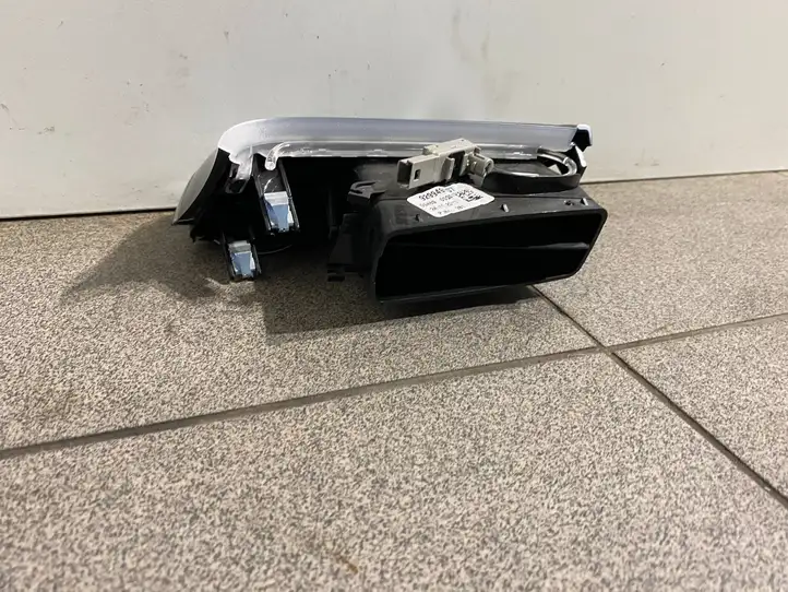 BMW 7 G11 G12 (2015 - 2022) 64229299497 Боковой воздушный дефлектор — фото 3