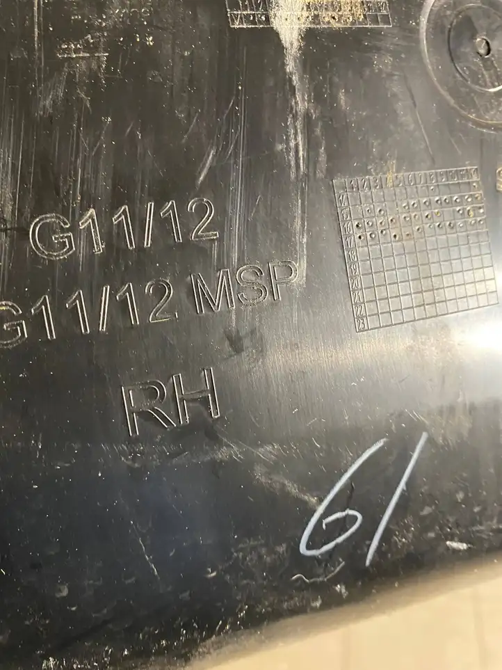 BMW 7 G11 G12 (2015 - 2022) 51127357148 Кронштейн заднего бампера — фото 2