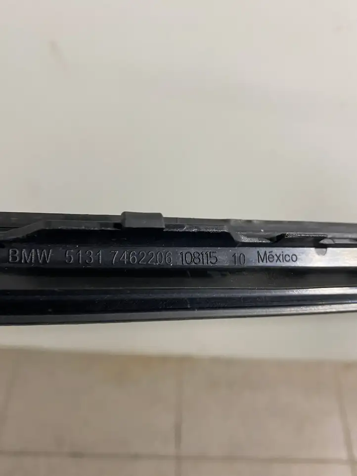 BMW X5 F15 (2013 - 2017) 51317462206 Накладка стоек лобового стекла — фото 4