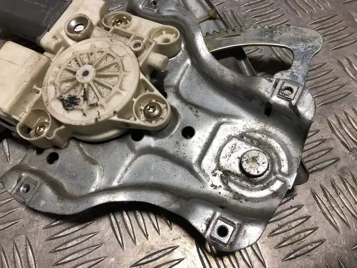 Toyota Avensis T250 (2006 - 2009) 6984005100 Стеклоподъемник задней двери — фото 6
