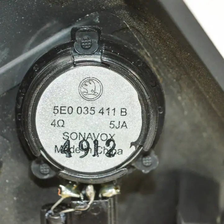 Skoda Octavia Mk3 (5E) (2013 - 2019) 5E0035411B Прочие внешние детали — фото 4