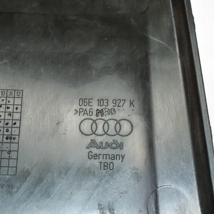 Audi A6 C7 (2011 - 2014) 06E103927K Крышка двигателя декоративная — фото 6