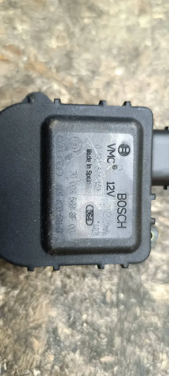 Volkswagen PASSAT B5.5 (2001 - 2005) 0132801149 Двигатель задвижки потока воздуха — фото 4
