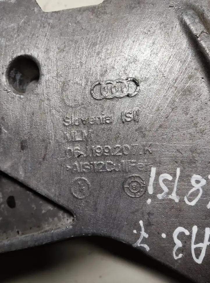 Audi A3/S3 8L (2000 - 2003) 06J199207K Кронштейн двигателя — фото 3