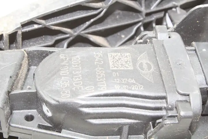 Mini Cooper Countryman R60 (2010 - 2016) 12037313DE Педаль акселератора — фото 4