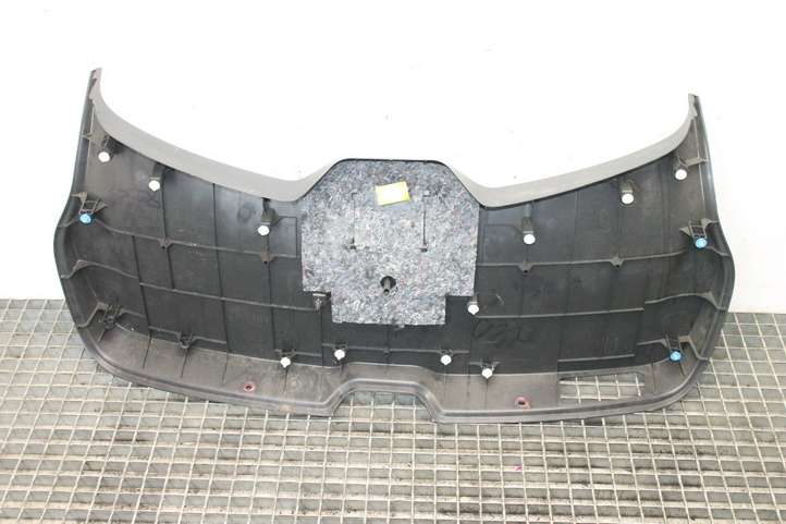 Nissan Qashqai (2010 - 2013)  90901EY10A Обшивка крышки багажника
