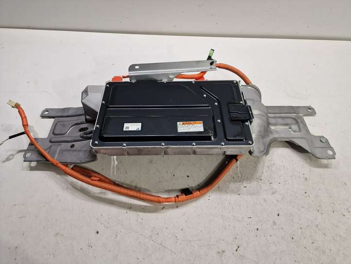 Toyota Prius (XW30) (2009 - 2015)  8926147030 Преобразователь напряжения